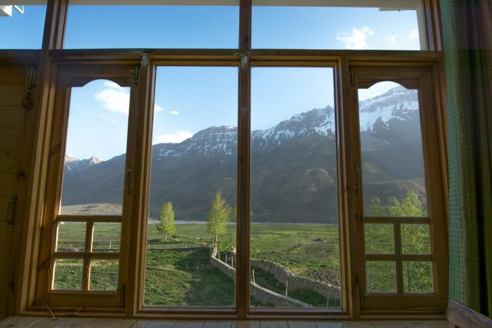 Hotel The Alpinist Cafe And Retreat Kaza Exteriér fotografie