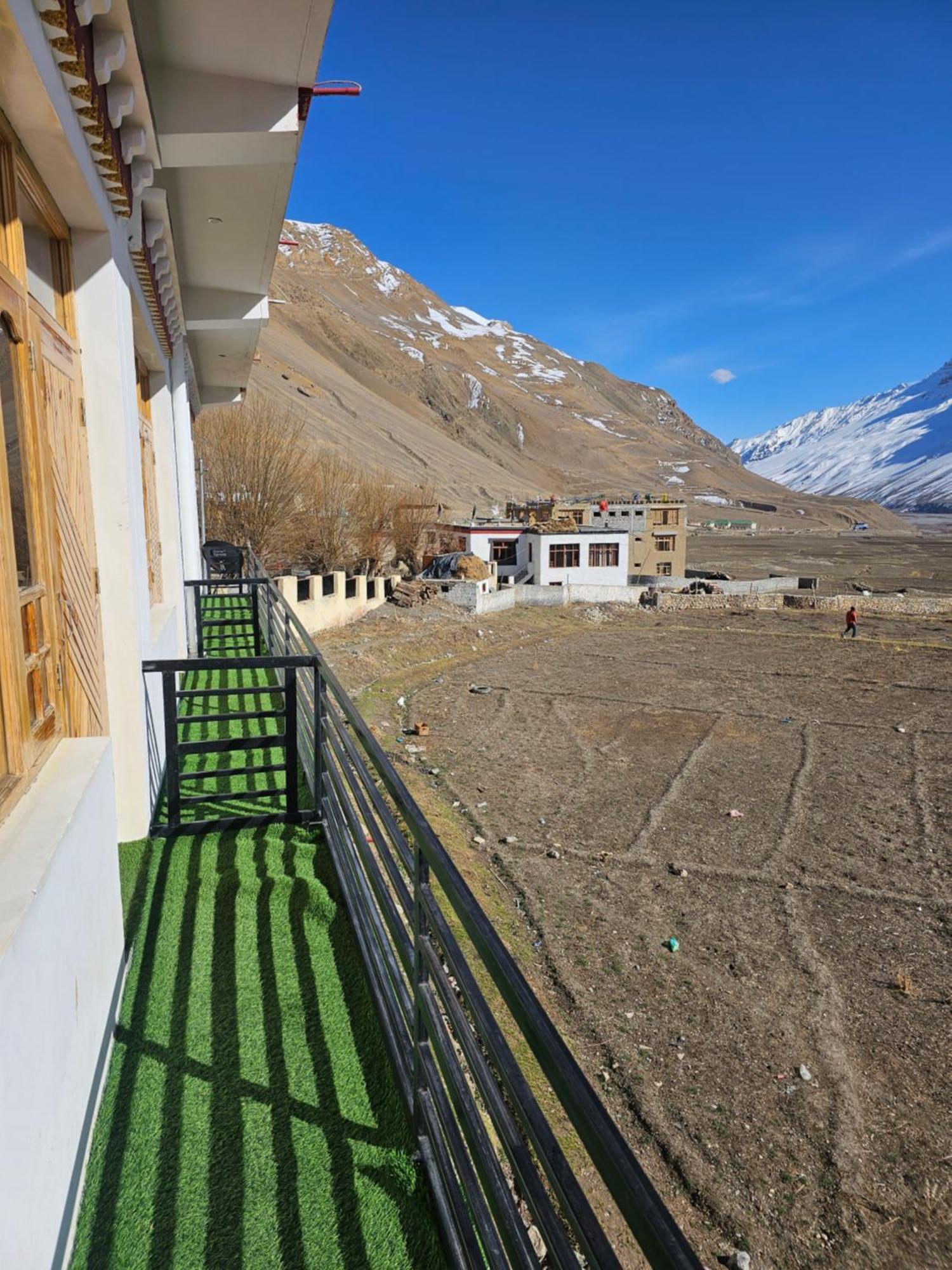 Hotel The Alpinist Cafe And Retreat Kaza Pokoj fotografie