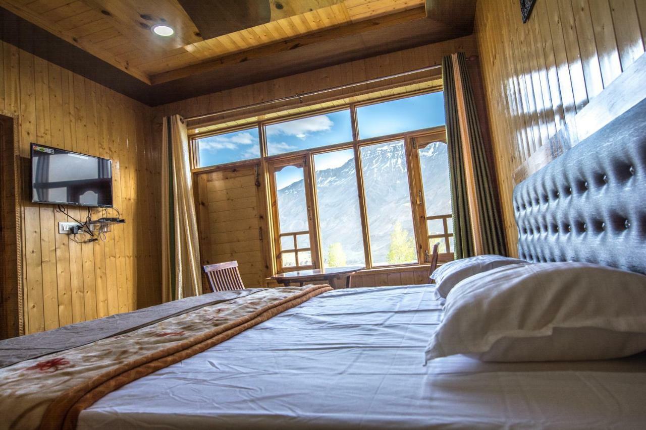 Hotel The Alpinist Cafe And Retreat Kaza Exteriér fotografie