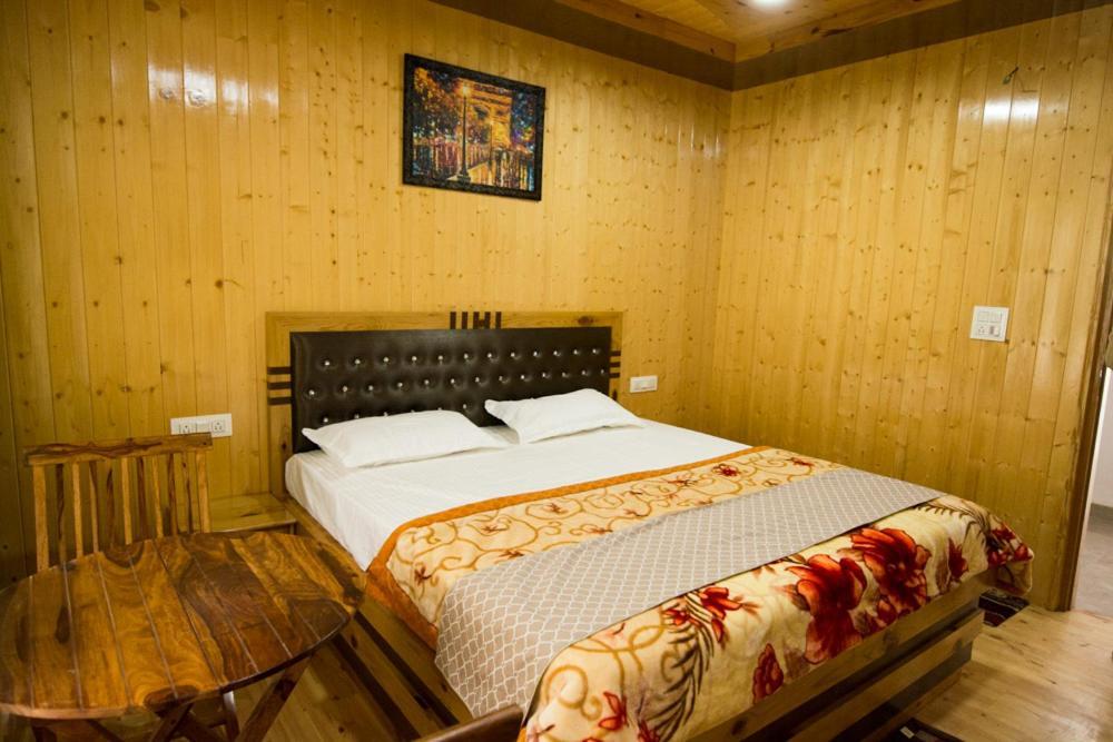 Hotel The Alpinist Cafe And Retreat Kaza Exteriér fotografie